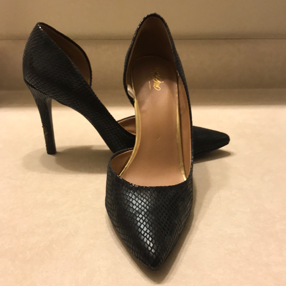 Mossimo faux snake skin heels
